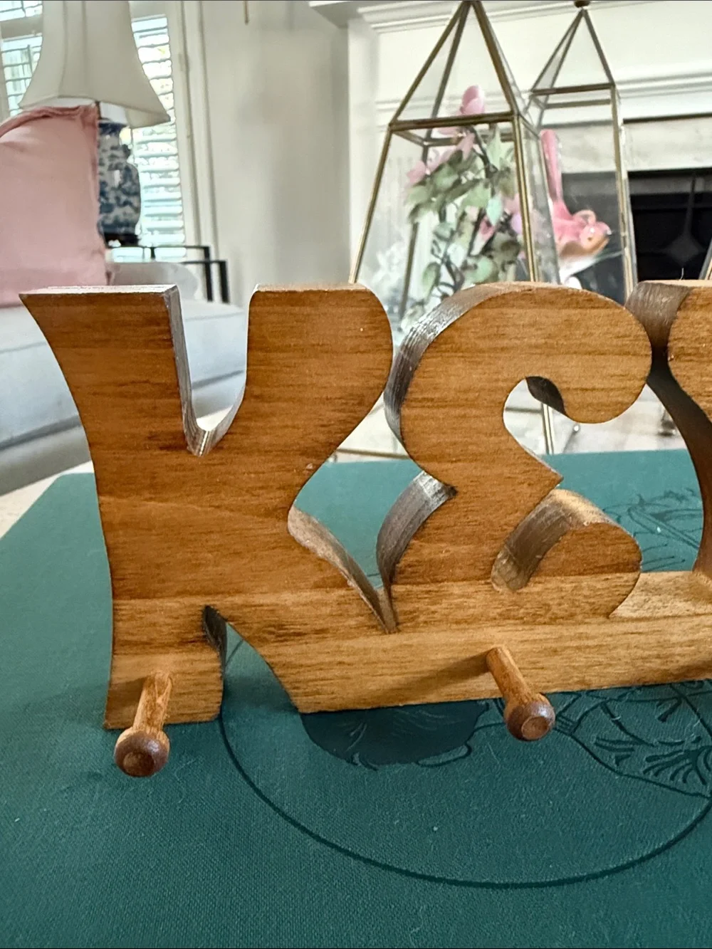 Vintage Wooden Keys Holder wall hanger